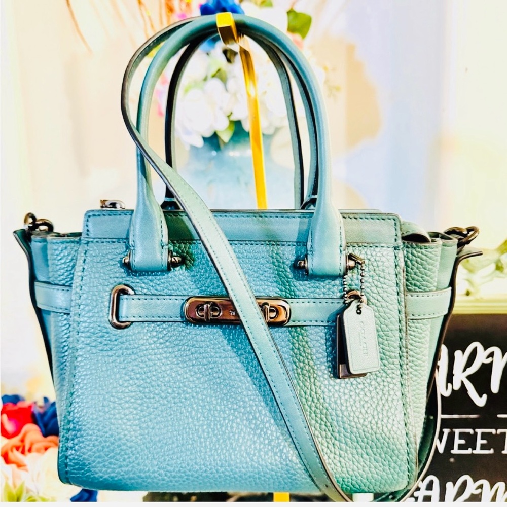 Coach Mini Swagger 21 Pebble Leather Satchel w Removable Strap 2018 - Like New - Picture 4 of 16